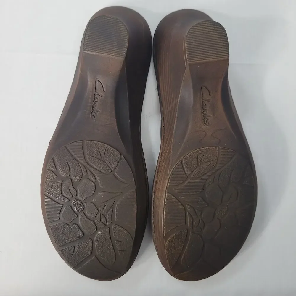 Clarks Leather Knotted Stacked Heel Slip-on Sandals size 9B Brown Boho Hippie